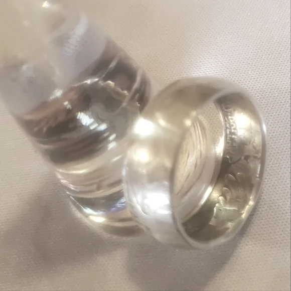 1936 silver Walking Liberty half dollar 90% silver coin ring - Picture 2 of 3